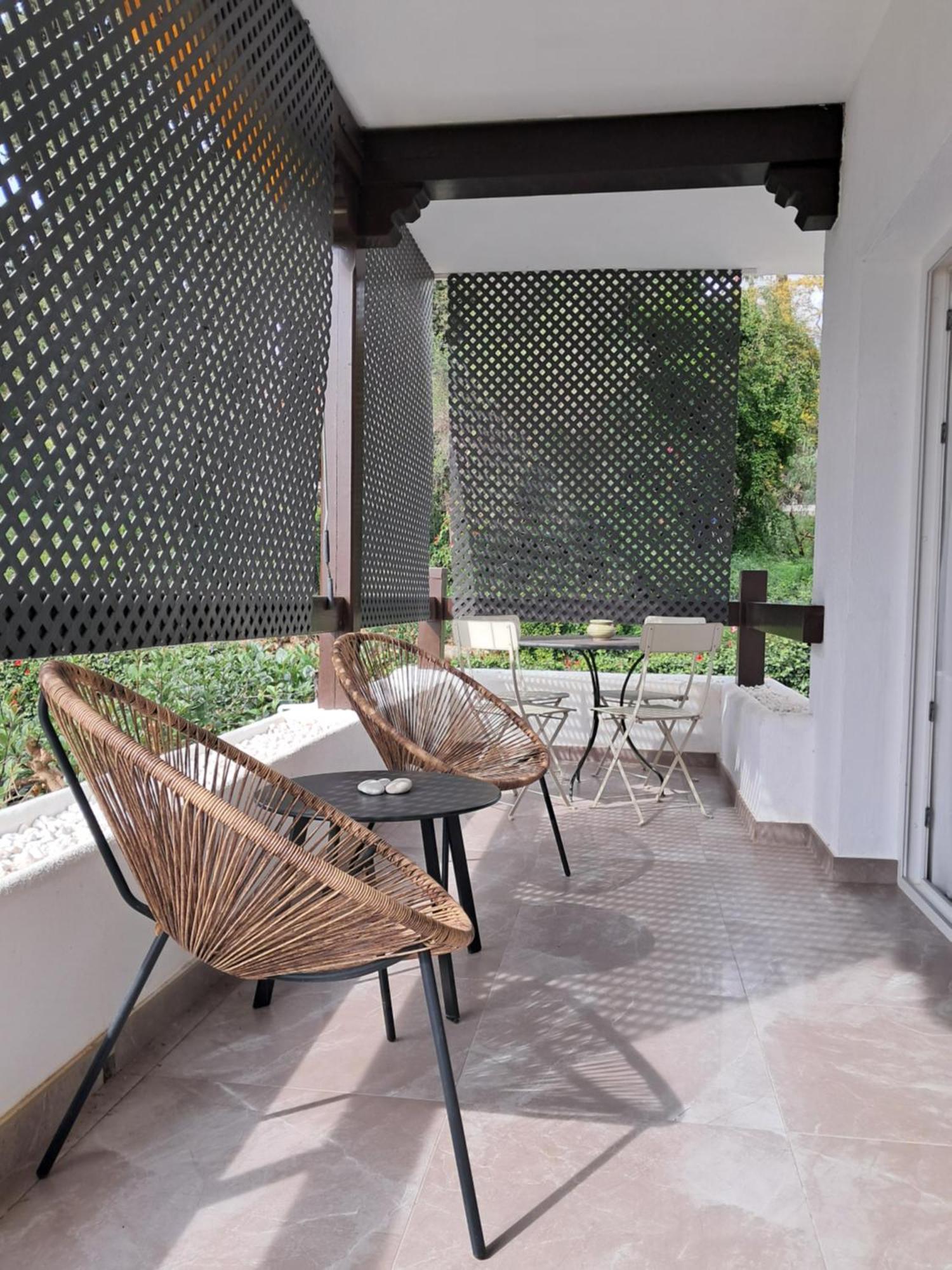 Beautiful New 2br In Golden Mile Of