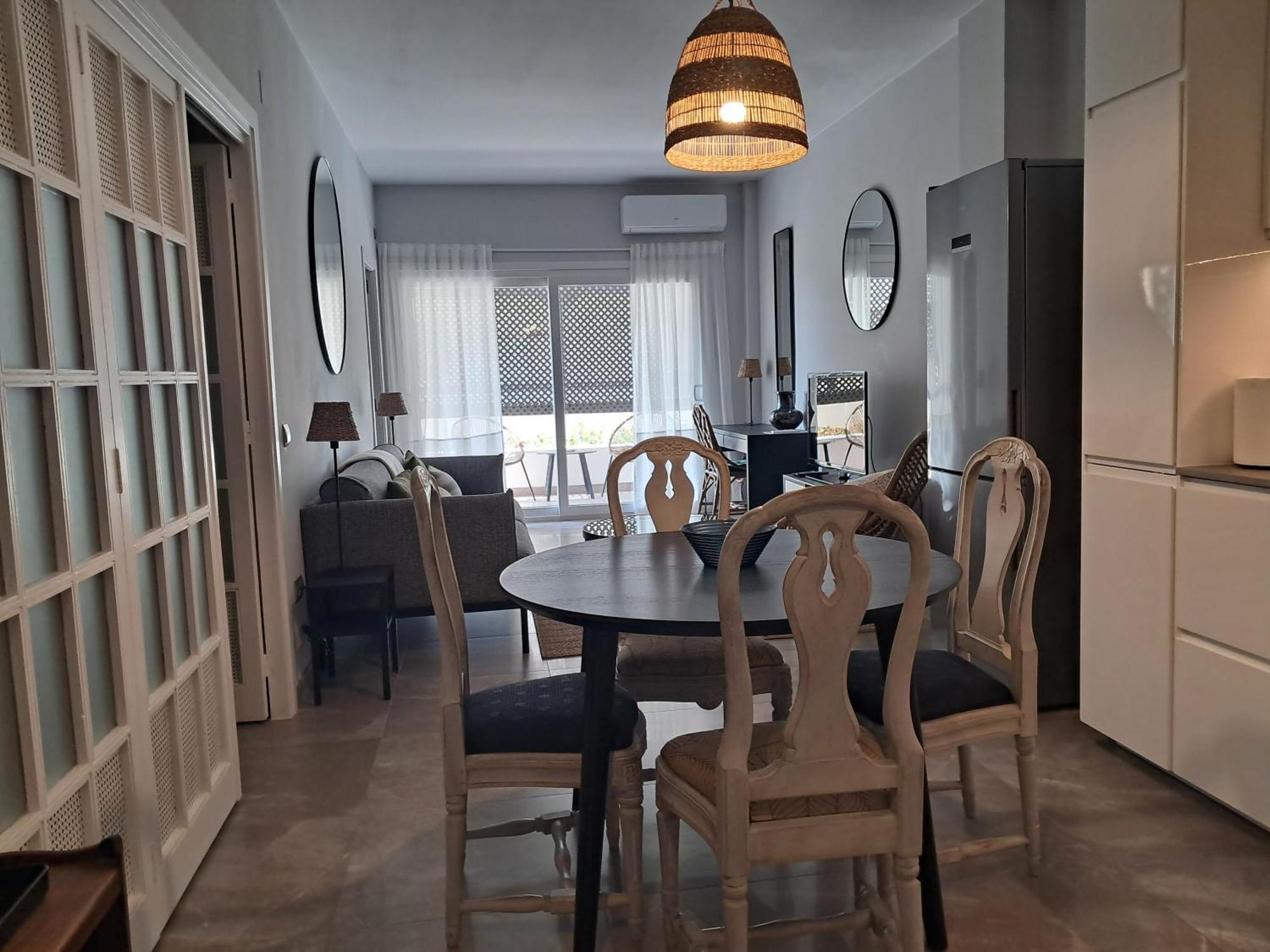 Beautiful New 2br In Golden Mile Of