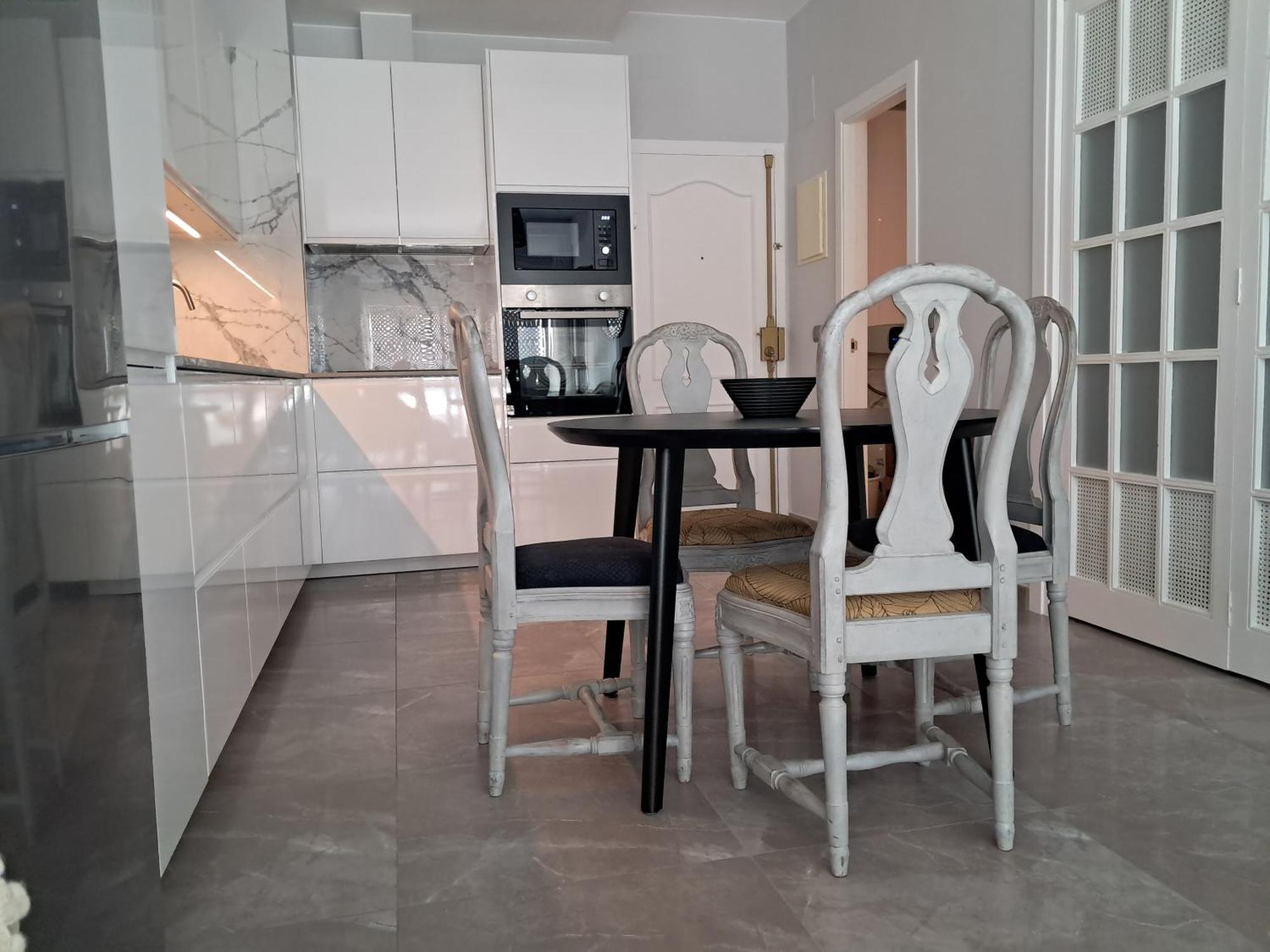 Beautiful New 2br In Golden Mile Of Apartamento *